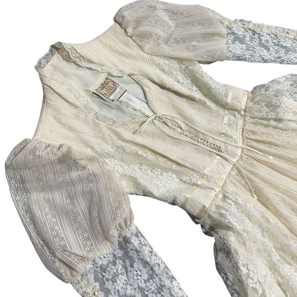 Vintage Gunne Sax Romantic Renaissance Style Lace Wedding Dress Size 5 - Picture 7 of 15